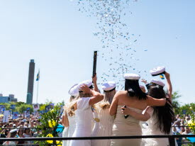 {"X":0.1225,"Y":0.0,"Width":0.665,"Height":1.0}